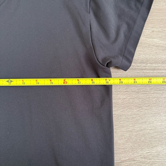 3 Athleta tops XS - Picture 3 of 12